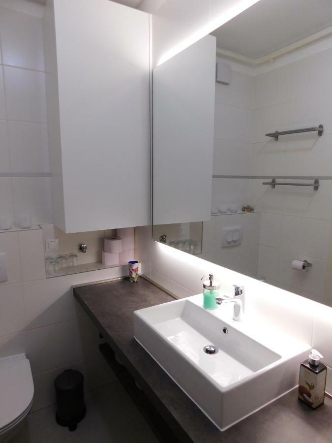 Apartman Nadja Arena Загреб Екстер'єр фото