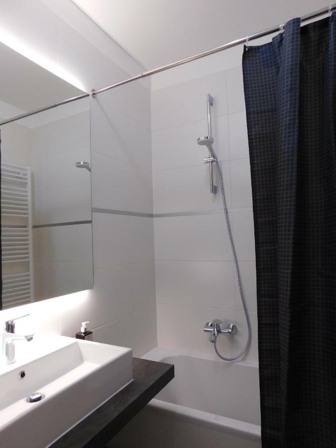 Apartman Nadja Arena Загреб Екстер'єр фото